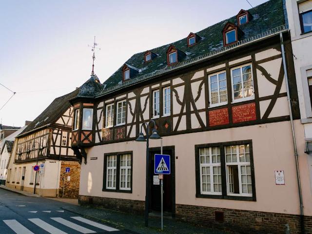 Haus kaufen in Vallendar, Landkreis Mayen-Koblenz