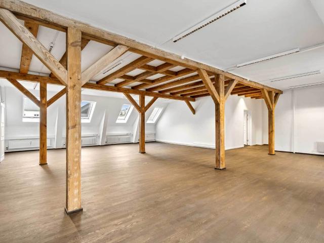 Erhvervsejendom til leje i Gammelholm, København