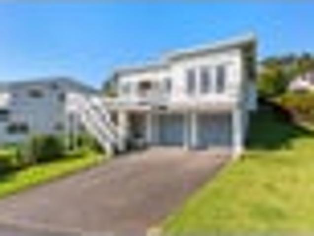 House for sale in Awhitu