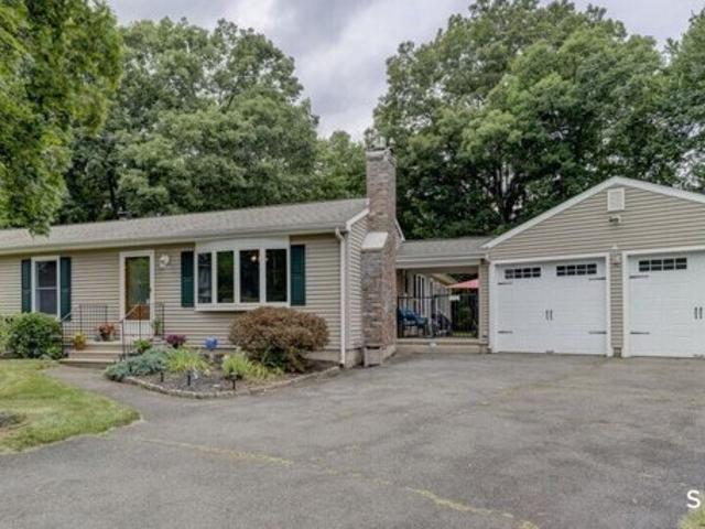 House for sale in Southington, Connecticut