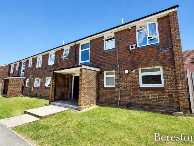 House for rent in Harold Hill, Greater London