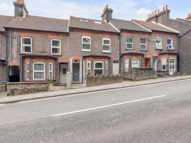 Room for rent in Spring Park, Luton