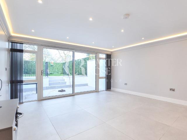 Apartment for rent in London Borough of Lambeth, Greater London