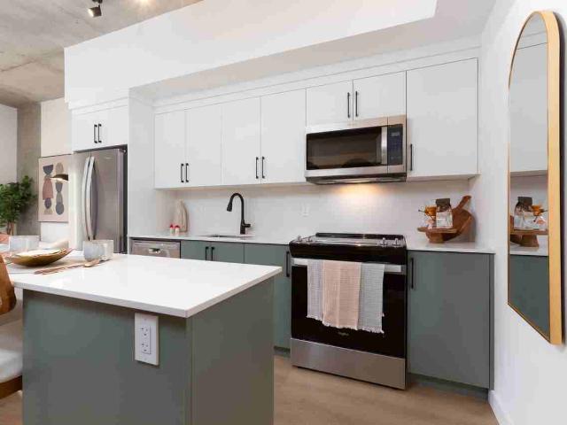 Apartment for rent in Sunnyside, Calgary