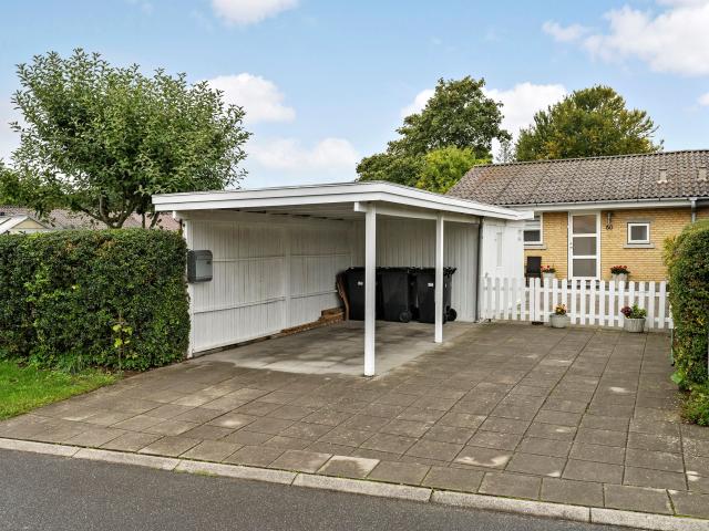 Ejendom til salg i Neder Holluf, Odense