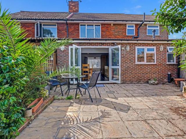 House for rent in Lower Halliford, Surrey