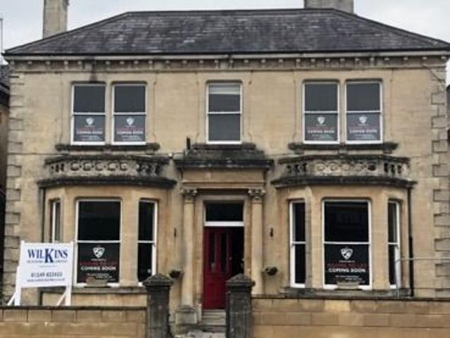 Room for rent in Chippenham, Wiltshire