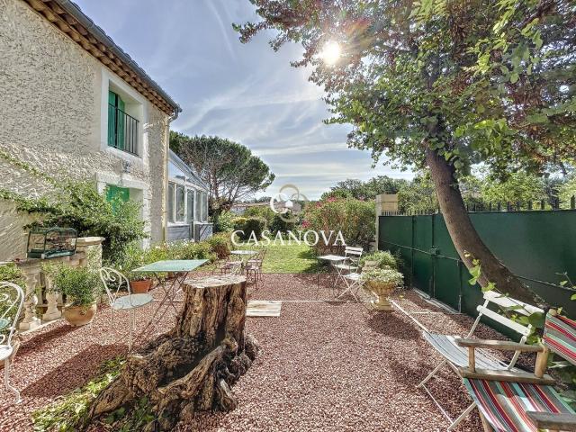 Local Commercial vente à Calquières, Pézenas