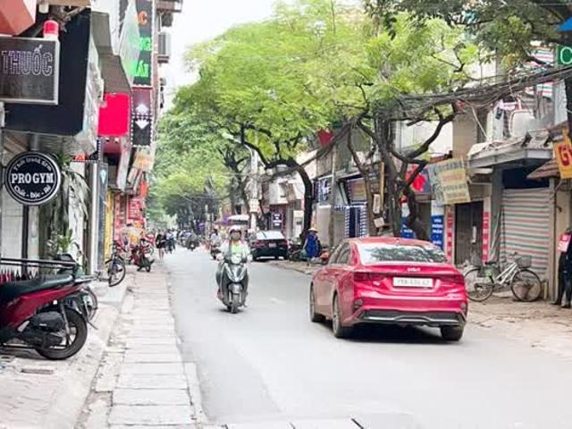 Nhà mặt phố bán tại Hoàn Kiếm, Hà Nội