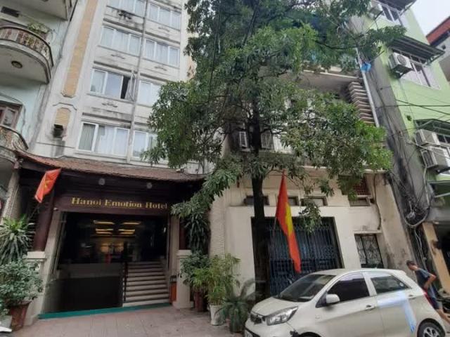 Nhà mặt phố bán tại Hoàn Kiếm, Hà Nội