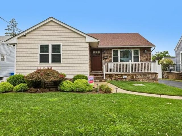 House for sale in Rutherford, New Jersey