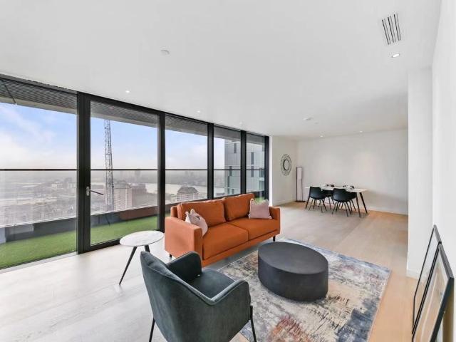 Apartment for rent in Canary Wharf, Greater London
