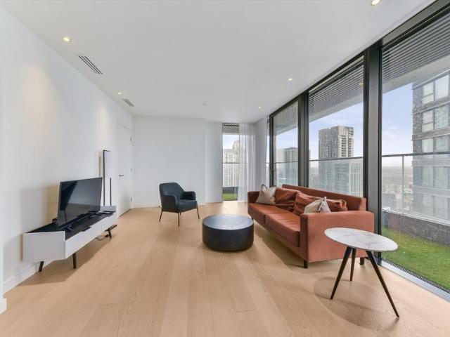 Apartment for rent in Canary Wharf, Greater London