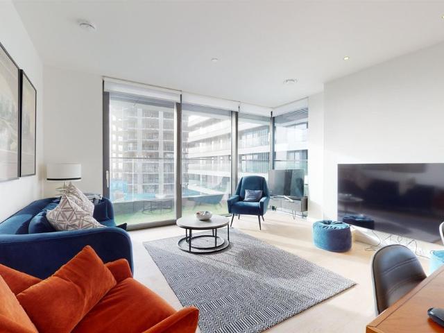 Apartment for rent in Canary Wharf, Greater London