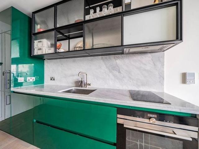 Apartment for rent in London Borough of Tower Hamlets, Greater London