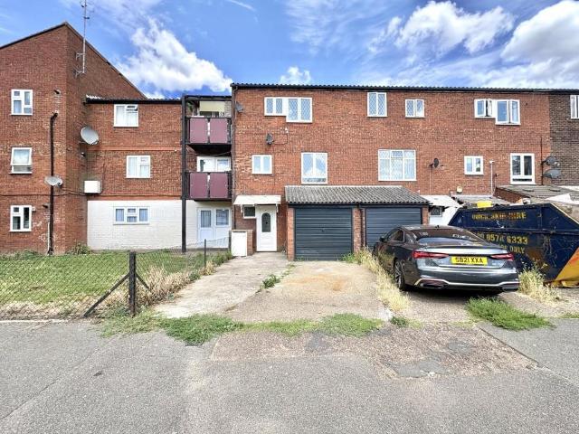 House for rent in London Borough of Hillingdon, Greater London