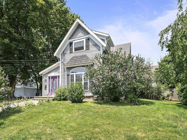 House for sale in Whitman, Massachusetts