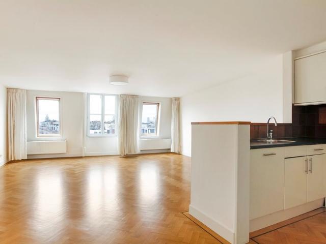 Appartement te huur in Zuid, Amsterdam