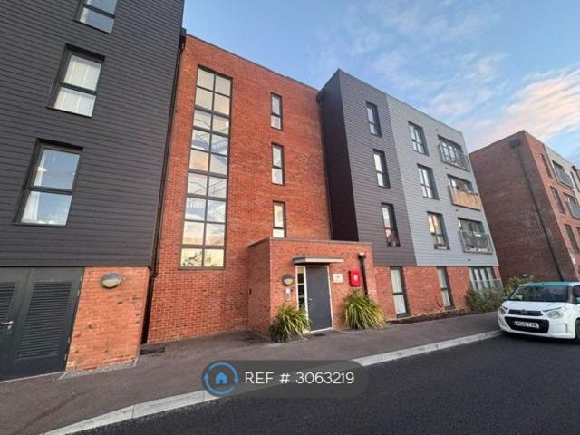 Apartment for rent in Hempsted, Gloucester