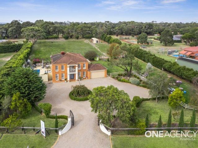 Cottage for sale in Camerons Creek, Victoria