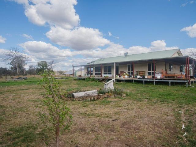 Cottage for sale in Stannum, Tenterfield Shire Council