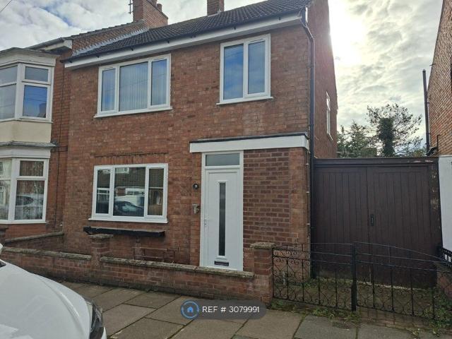House for rent in Stocking Farm, Leicester