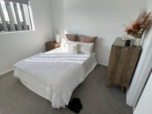 House for rent in Oratia