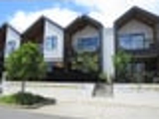 Apartment for rent in Paremoremo, Oroua County