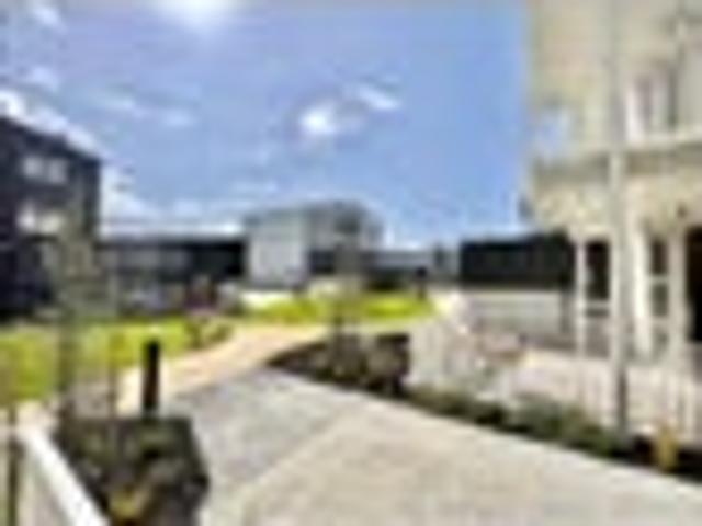 Apartment for rent in Paremoremo, Oroua County