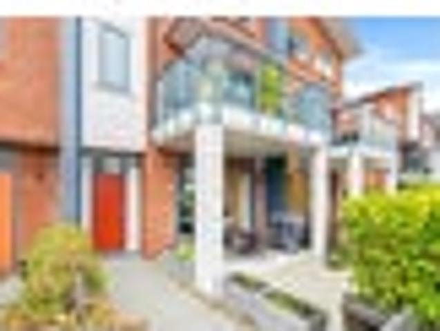 Apartment for rent in Paremoremo