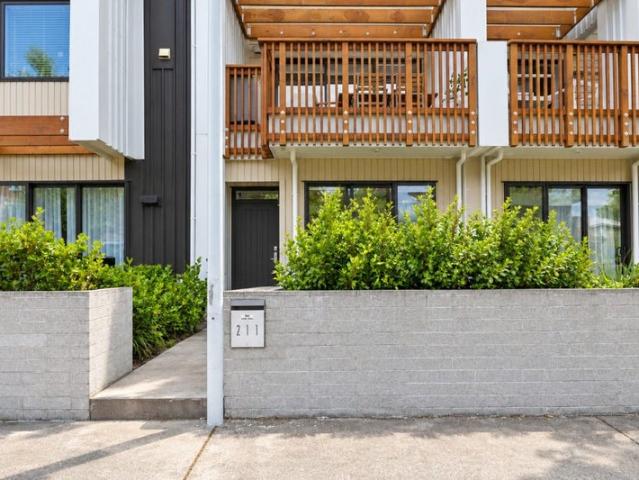 Apartment for rent in Hobsonville Point, Upper Harbour