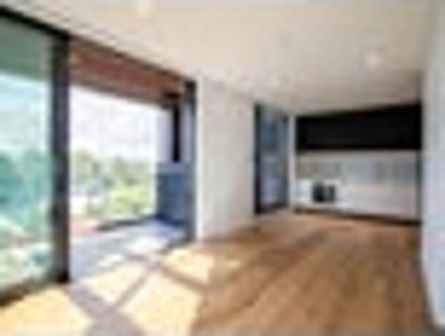 Apartment for rent in Paremoremo, Oroua County
