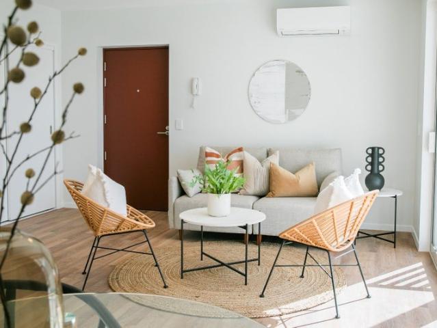 Apartment for rent in Paremoremo, Oroua County