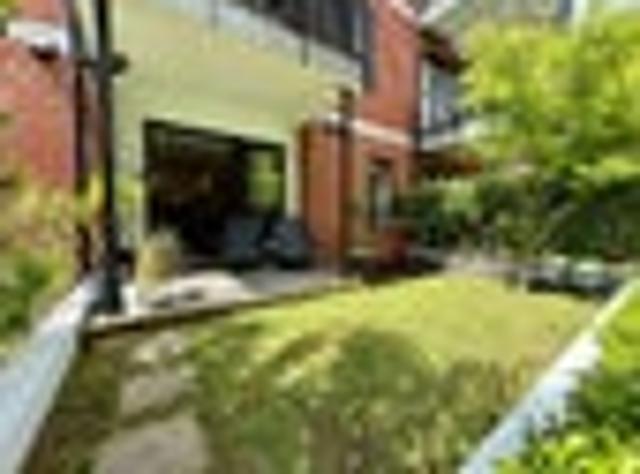 Apartment for rent in Limeburners Bay, Upper Harbour