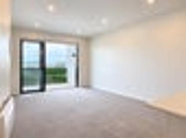 Apartment for rent in Limeburners Bay, Upper Harbour