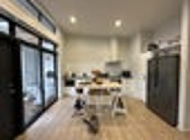 Townhouse for rent in Paremoremo