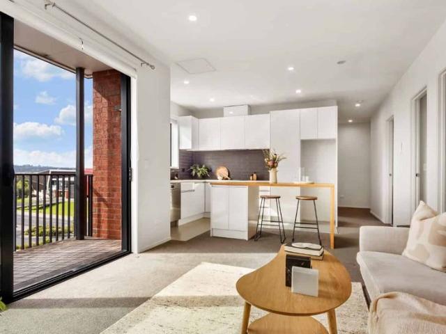 Apartment for rent in Limeburners Bay, Upper Harbour