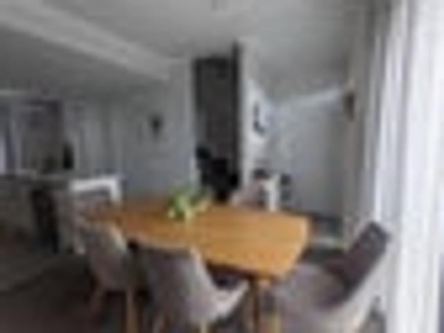 Townhouse for rent in Paremoremo, Oroua County