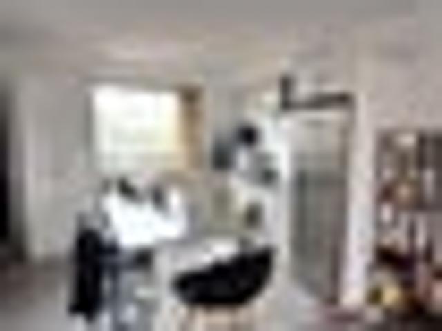 Townhouse for rent in Paremoremo, Oroua County