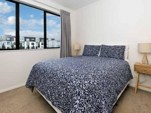 Townhouse for rent in Paremoremo
