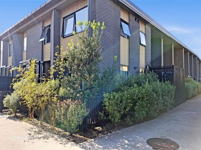 House for rent in Oratia