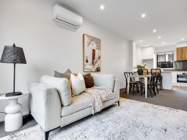 House for rent in Oratia