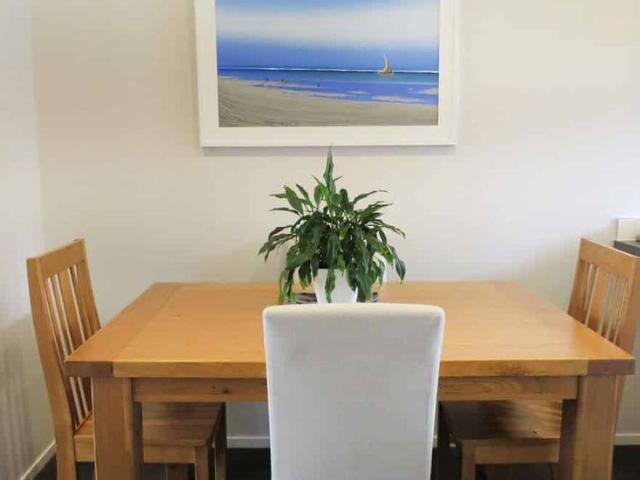 Townhouse for rent in Paremoremo