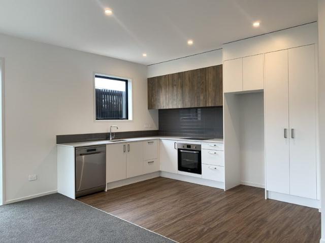 House for rent in Oratia