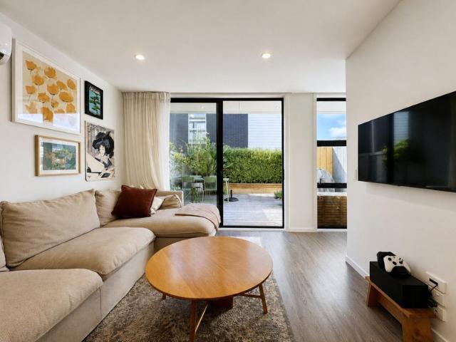 House for rent in Oratia