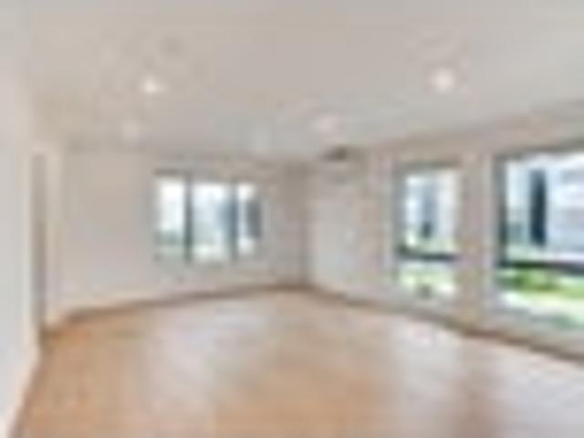 Apartment for rent in Paremoremo