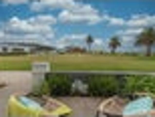 Townhouse for rent in Paremoremo