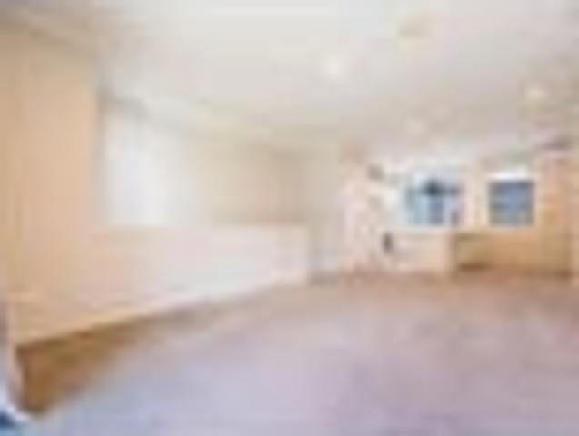 Townhouse for rent in Limeburners Bay, Upper Harbour