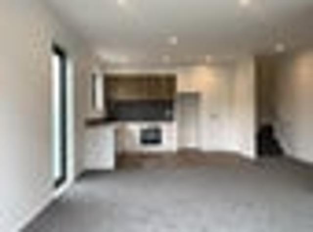 Townhouse for rent in Paremoremo