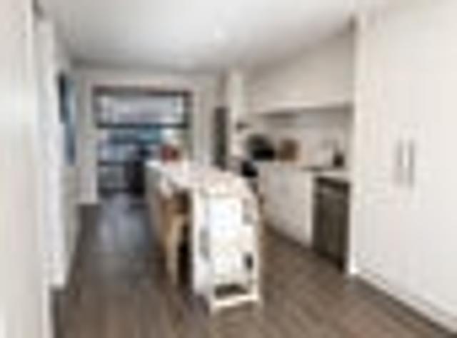 Townhouse for rent in Paremoremo, Oroua County